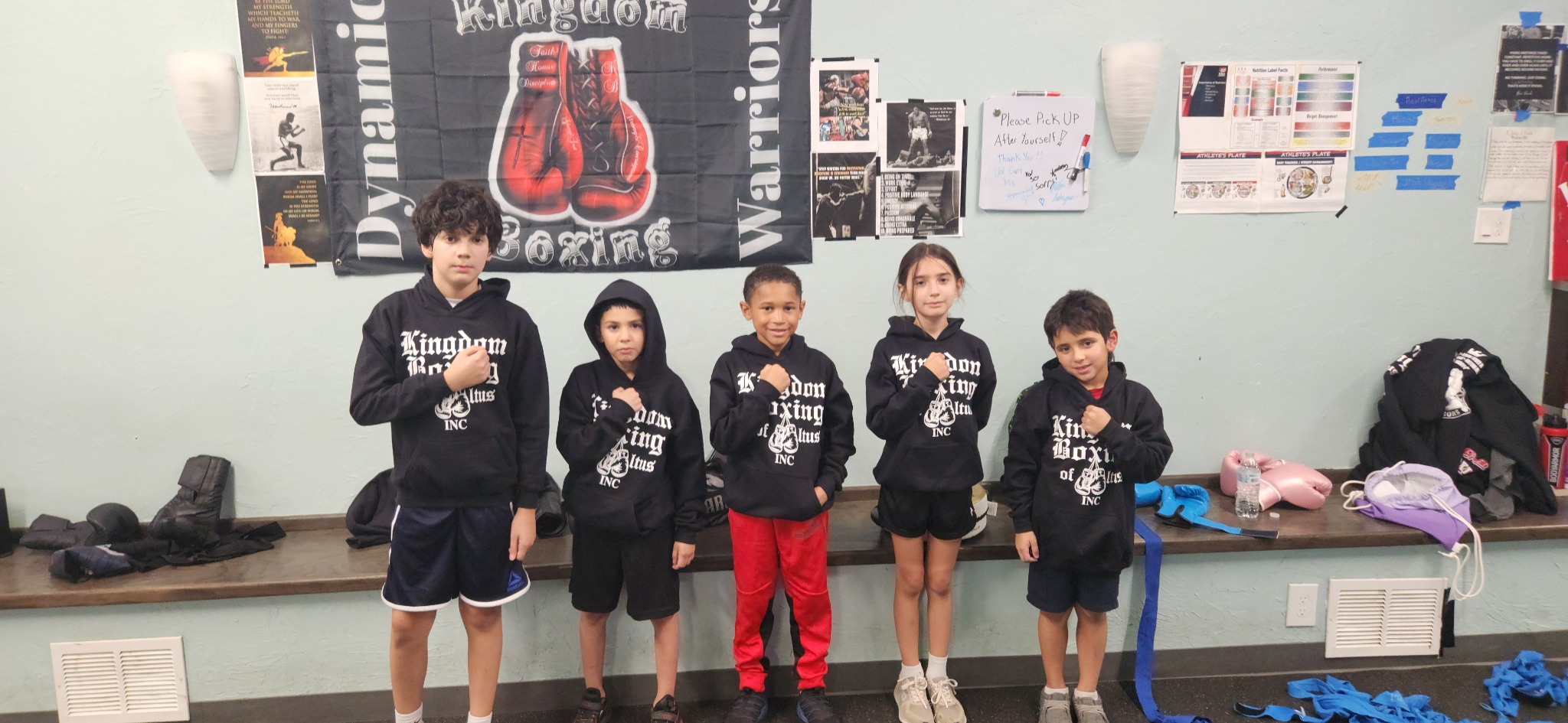 Kingdom Boxing teens training in the gym